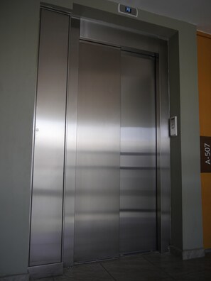 elevator