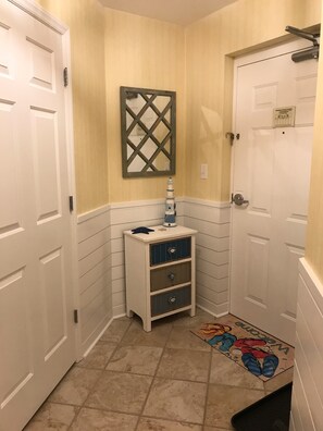 Front Entry Way