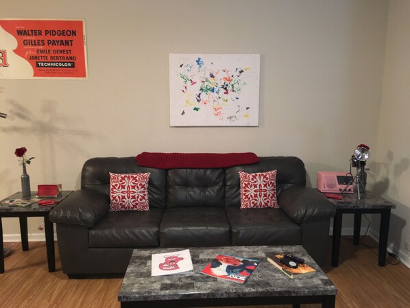 Living Room with WKU "Big Red" theme