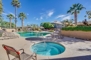 Hot Tub/Pool 