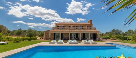 Villa avec piscine pour 12 personnes à Sant Jordi, Mallorca.