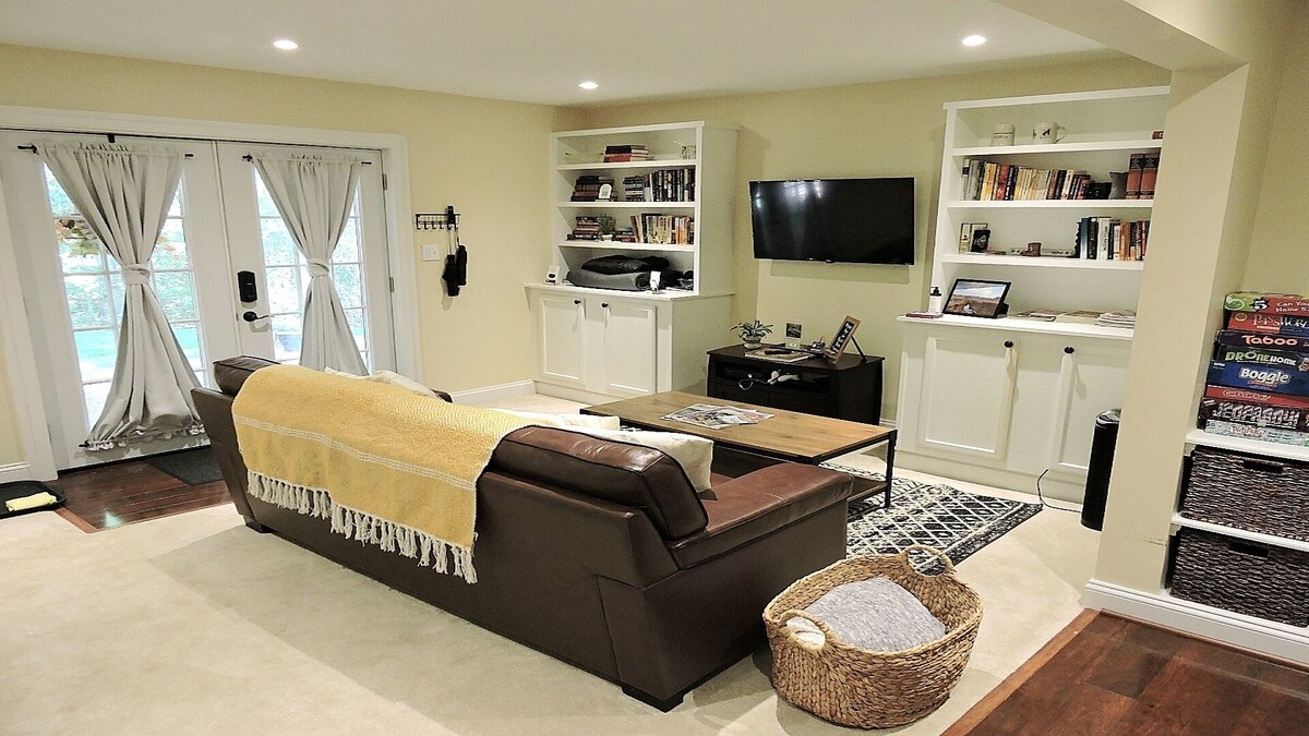 Private Guest Suite by Wineries/Orchards/Cville