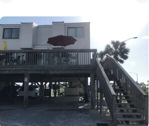 Convenient FREE private parking under condo 