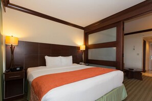 Queen bed 