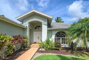 Entry Of Villa Hideaway