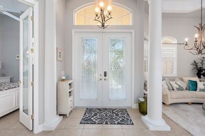Tropical Dream Double Door Entry