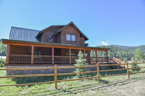 Welcome to the mountains! Enjoy the wrap around porch and huge yards!