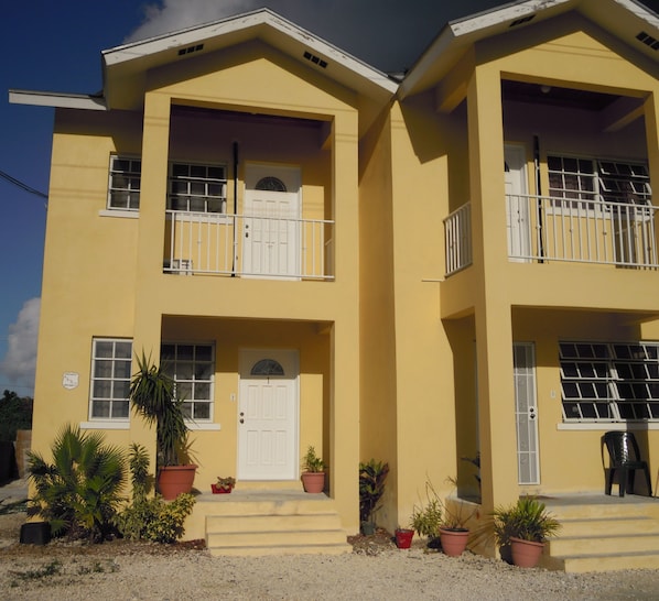 Our sunny townhome in the Bahamas