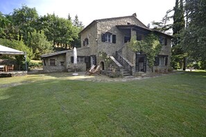 Building Exterior, Garden