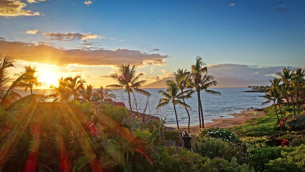 Sunsets, Ocean Views and just Steps To The Beach! - Makena