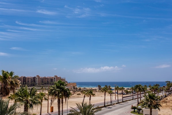 OceanView from your balcony. Short walk to sandy beach lined w/ cafes. 