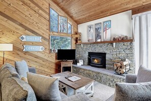 Living Room, Deck