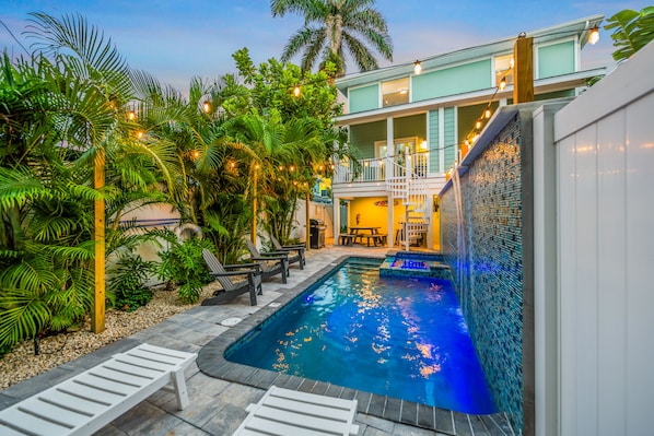 Island Time East - Siesta Key Luxury Rental Properties