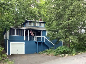 14 Lake Street