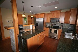 Fully equipped kitchen