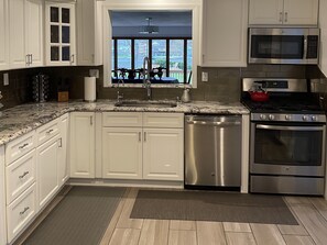 Fully-Stocked Kitchen 