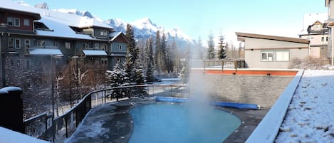 Pool & Hot tub