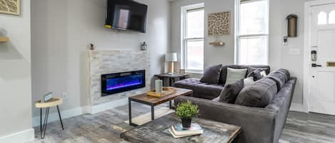 Living Room w/Electric Fireplace