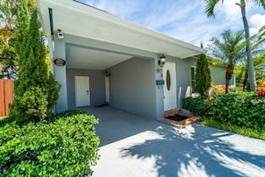 Front Entrance and Driveway