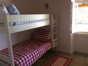 Children's Bunk Bed Room