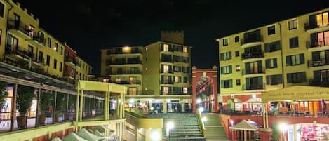 The Italian Forum Piazza at night