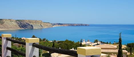 Stunning panoramic views! This shot shows East across the sea & cliffs at Lagos.