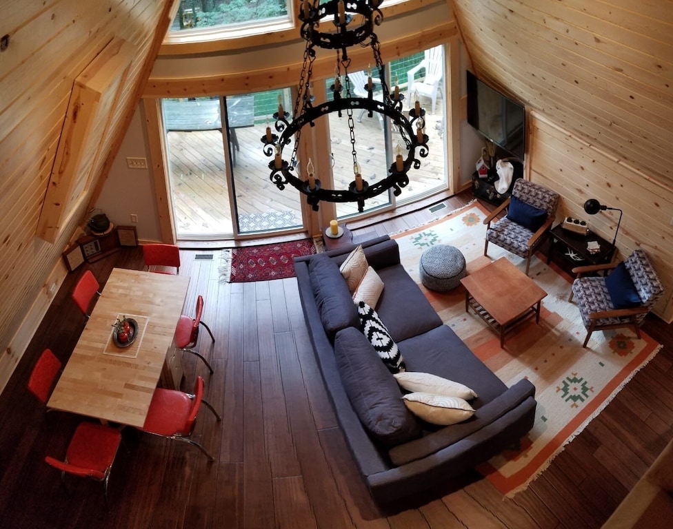 A-Frame Cabin Escape in George Washington National Forest
