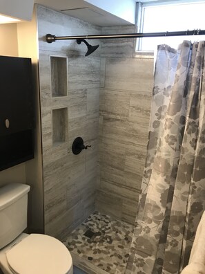 Just finished new bathroom - more pics comin soon!