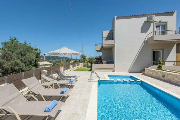 Piscina all'aperto