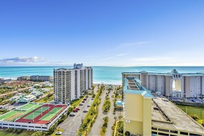 Beautiful Gulf Views From Balcony