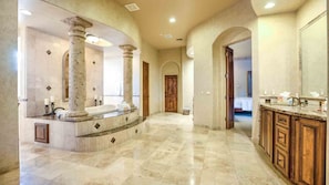 Master Bath - Jack & Jill (BR 2) w/ vanity, luxury soaking tub, walk in shower