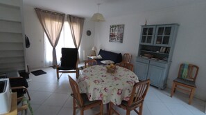 Salle-Salon