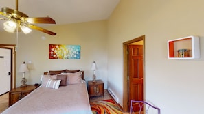 Master Bedroom With Queen Bed & 46" TV
