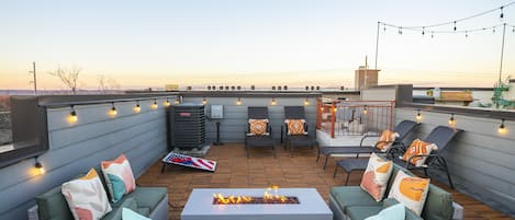 Rooftop with Fire pit