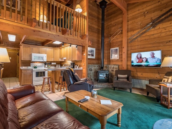 Welcome to Powder Monkey 3:  A slopeside townhouse with 3 Bedrooms and 2 Full Bathrooms.