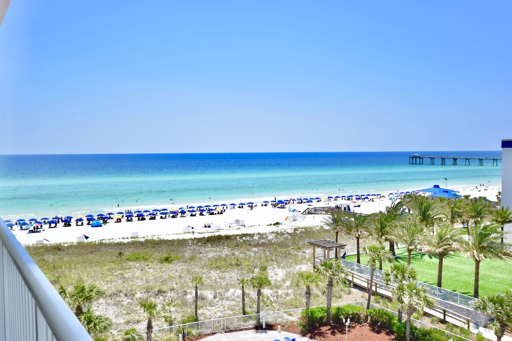 destin west gulfside 605 free beach service premium penthouse property   okaloosa island