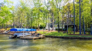 Lakefront Boat slip for you to tie up a boat (Owners boat is not for rent)