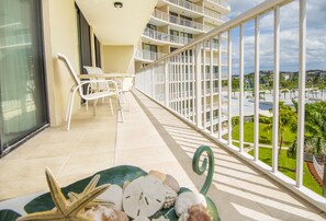 Seating on the balcony