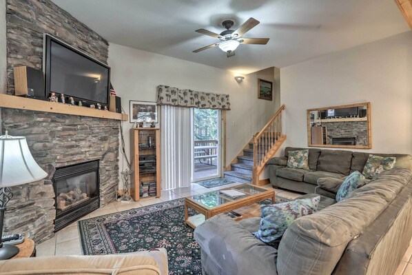Carnelian Bay Vacation Rental | 4BR | 3.5BA | Stairs Required | 2,400 Sq Ft