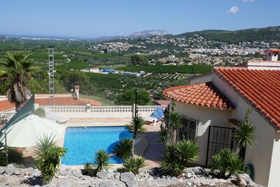Magnificent villa with private swimming pool and breathtaking sea/mountain view 