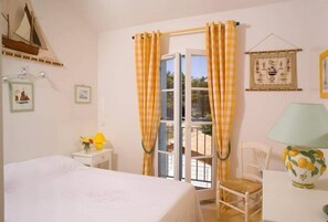 Drift to sleep in the 1 Double bed or 2 Single beds in the bedrooms - please let us know what you prefer!