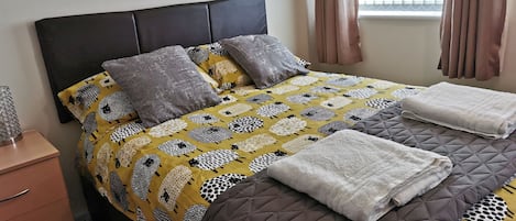Bedroom 1 - Double bed 