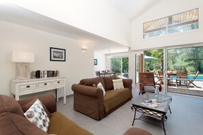 Find peace and relaxation with your close friends and family in this stunning living room.