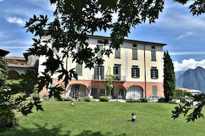 Extérieur