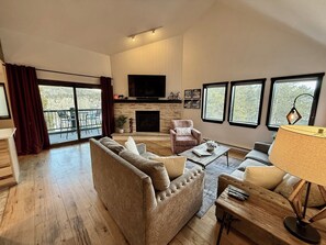 Living room with balcony.