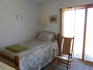 2 twin beds in the Guest Room