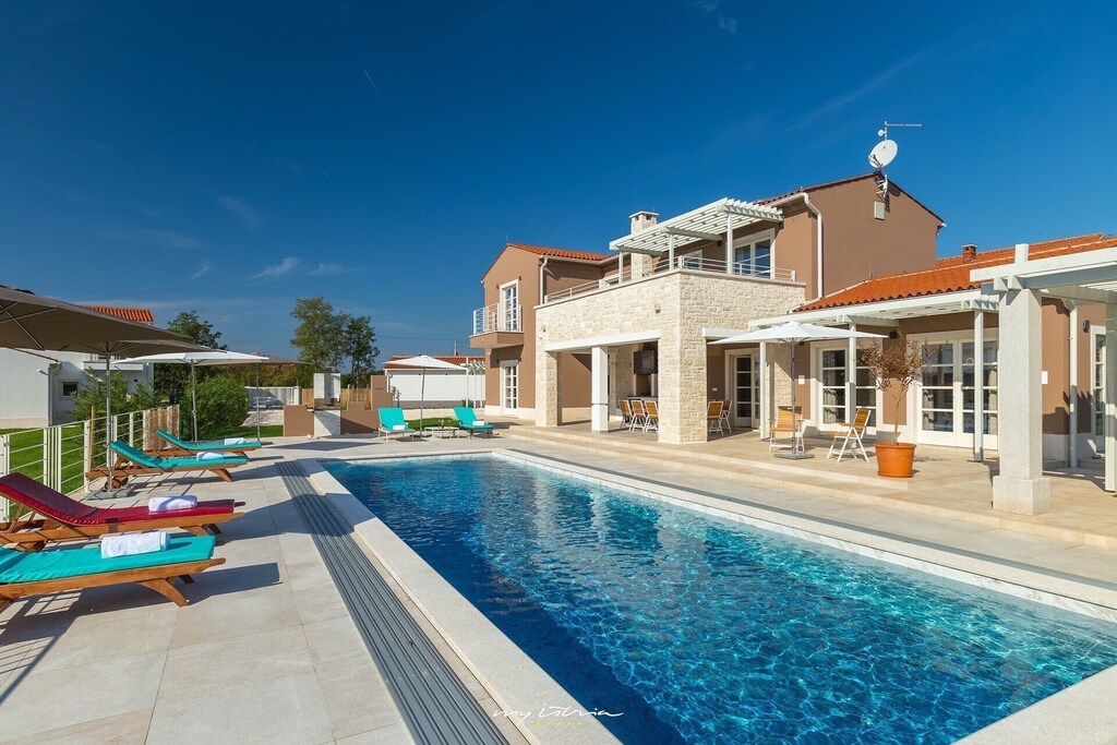 Picture of villa