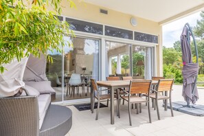 Sit out on the furnished balcony/terrace - let us know if you have a preference!