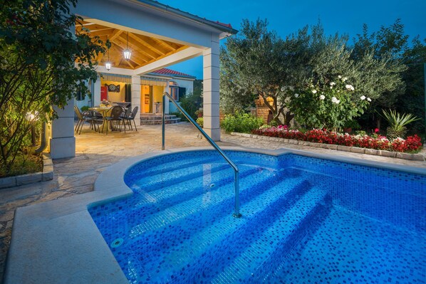 Pool area