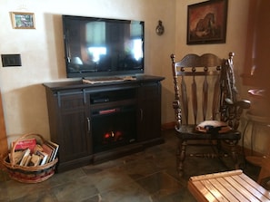 The TV/ fireplace